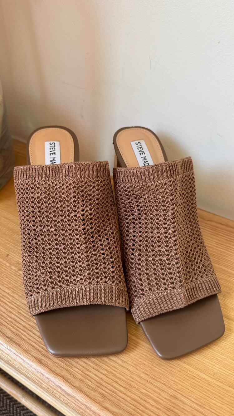 Steve Madden Realize Knit Block Heel Mule Sandals Brown Size 9.5 NWOB
